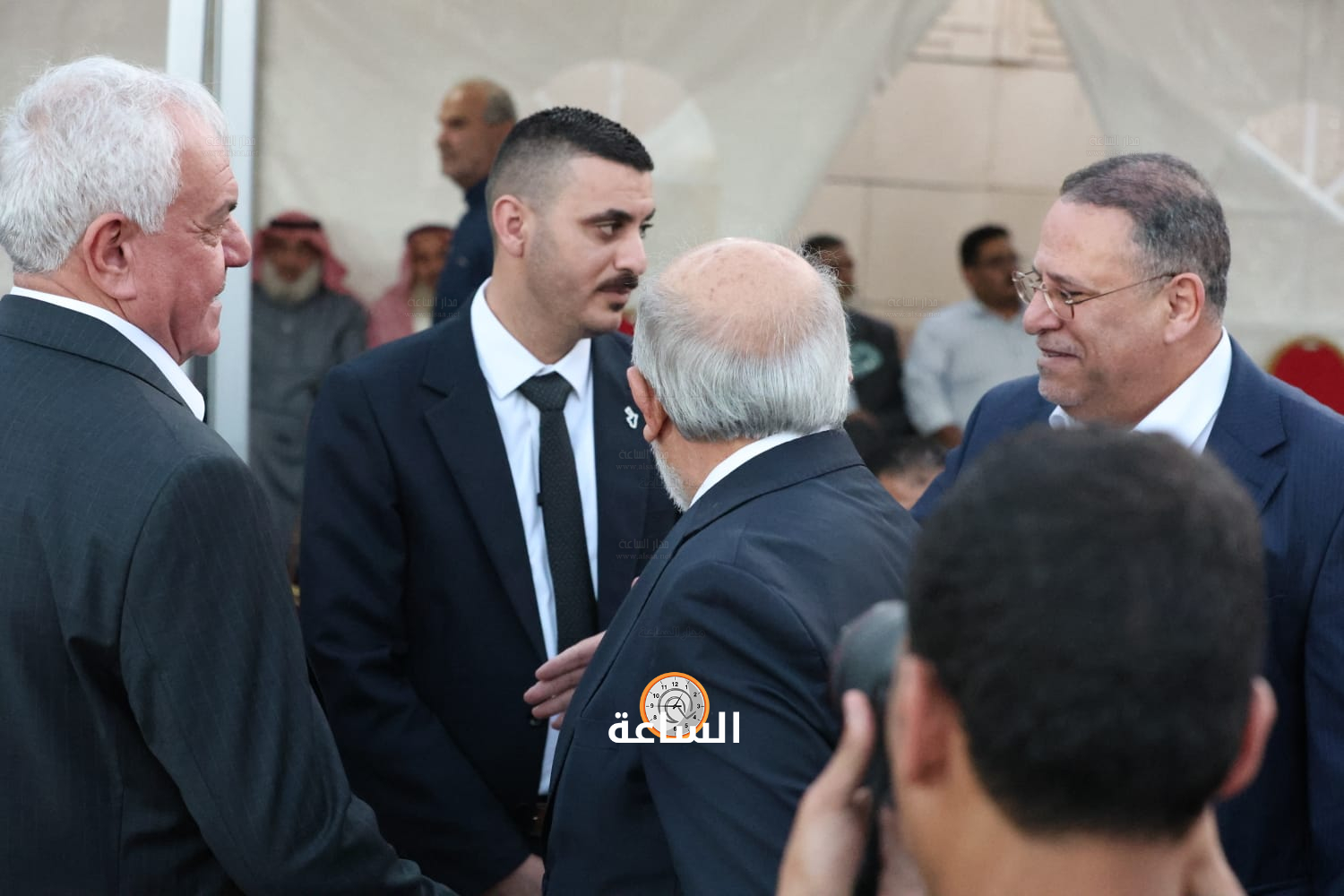Madar Al-Saa Images 0.3902939723802601