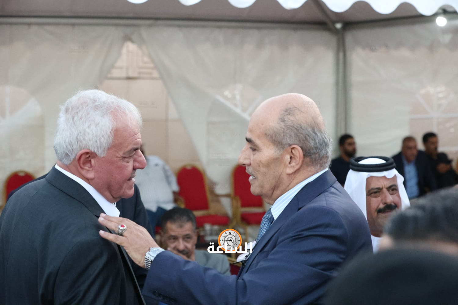 Madar Al-Saa Images 0.02371469235454471