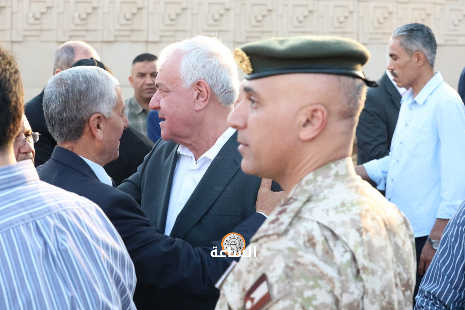 Madar Al-Saa Images 0.17828454826856543
