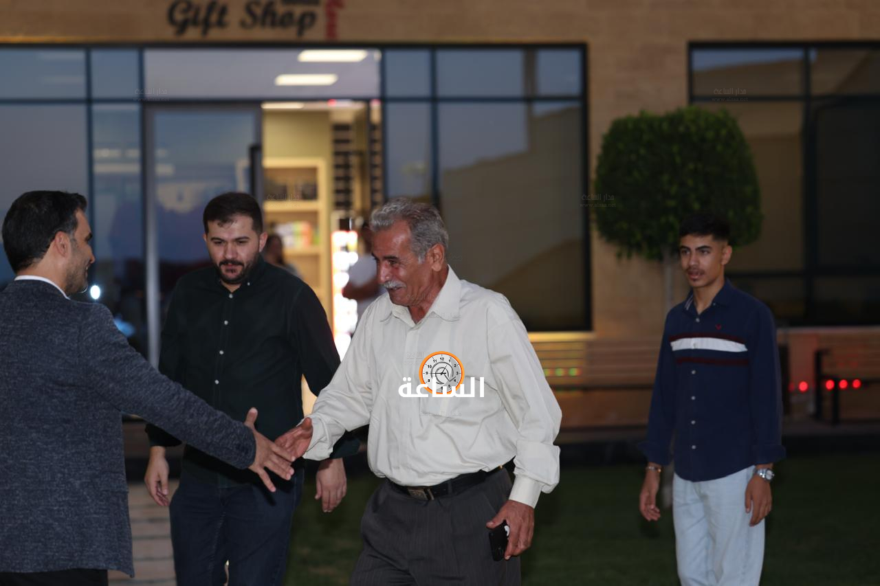 Madar Al-Saa Images 0.958049469814682
