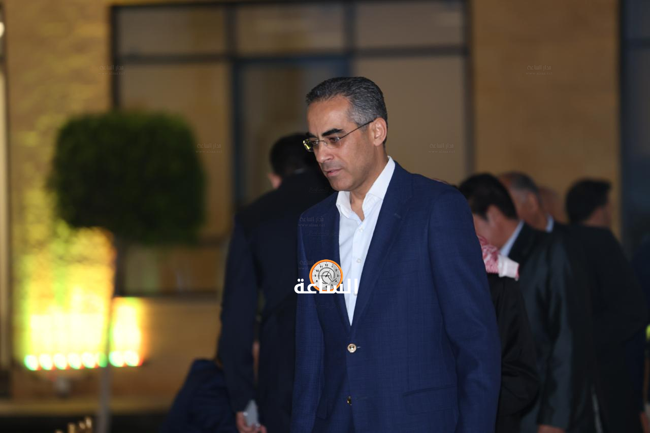 Madar Al-Saa Images 0.0035565897566345317