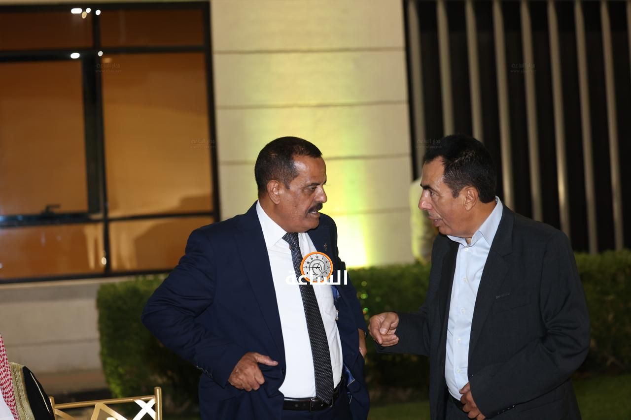 Madar Al-Saa Images 0.2643966452671844