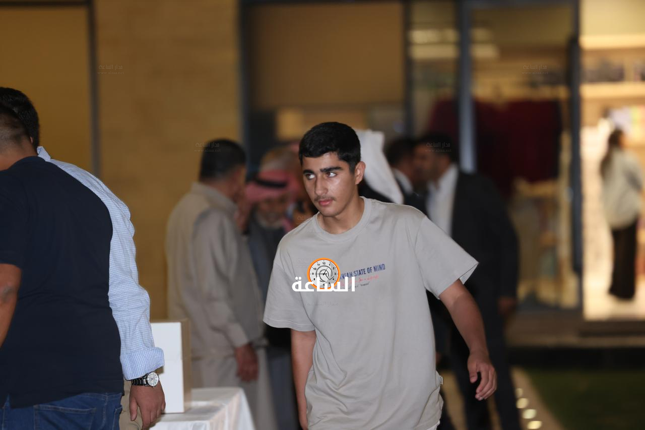 Madar Al-Saa Images 0.46962298656530355