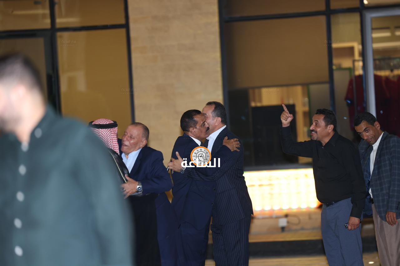 Madar Al-Saa Images 0.465542694369945