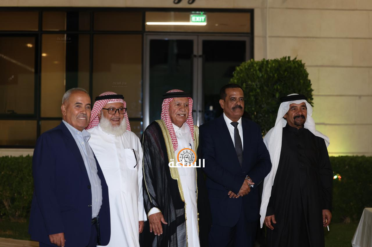 Madar Al-Saa Images 0.41177168162089195