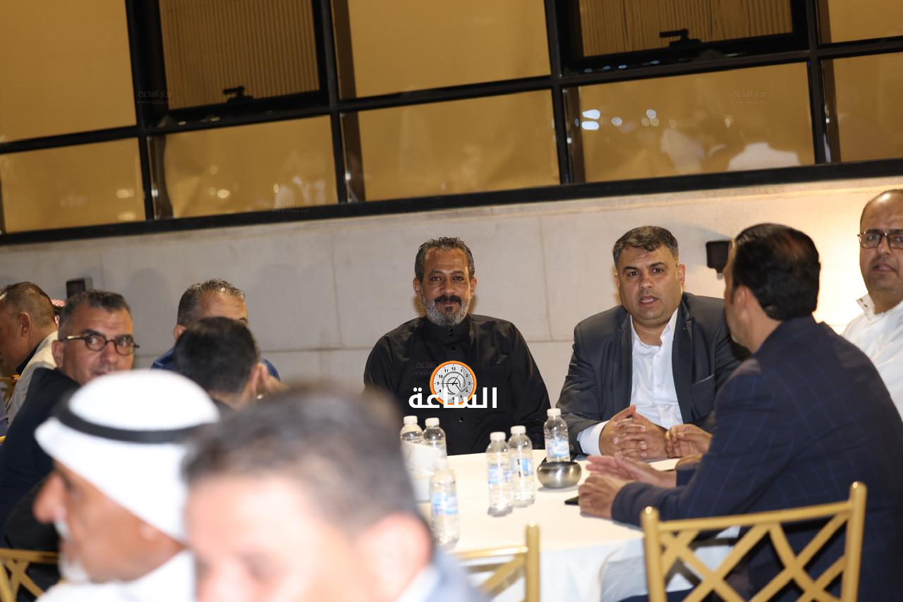 Madar Al-Saa Images 0.512944225063825