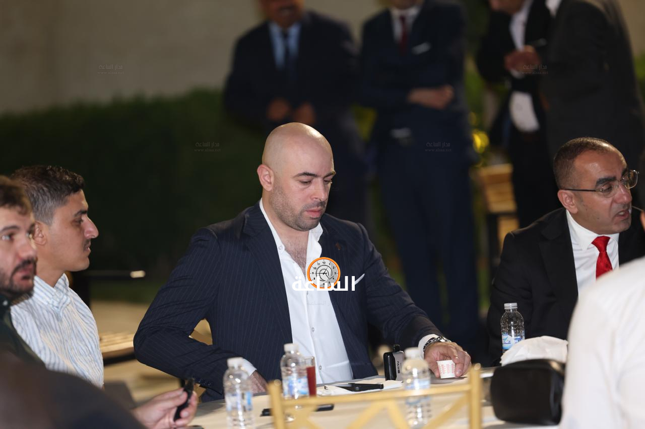Madar Al-Saa Images 0.8542566650266316