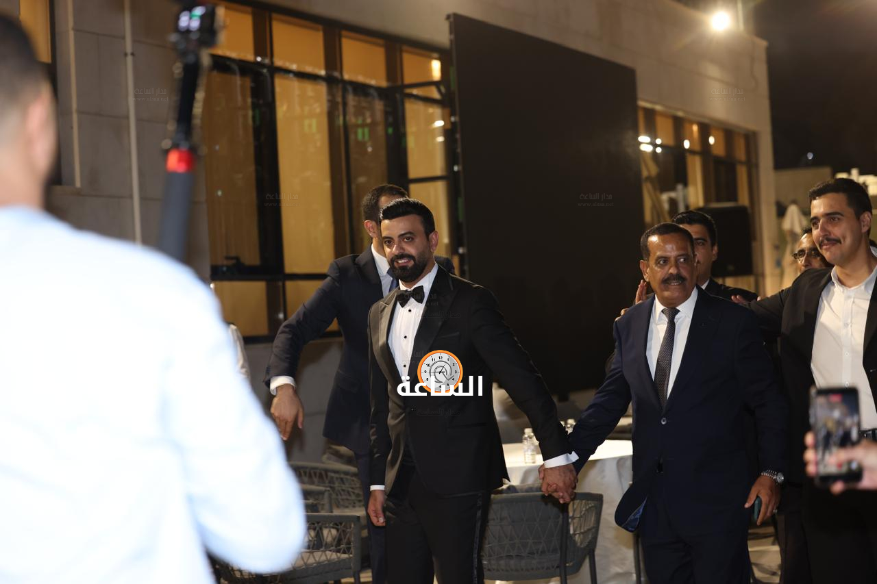 Madar Al-Saa Images 0.48756308138509163