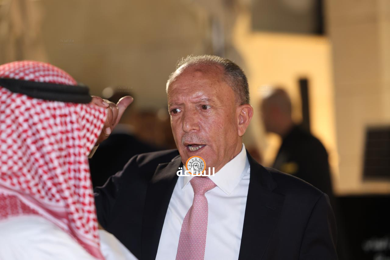 Madar Al-Saa Images 0.6965744632830781