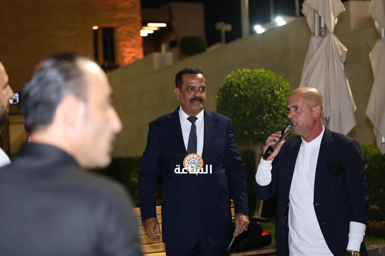 Madar Al-Saa Images 0.7643297563857889