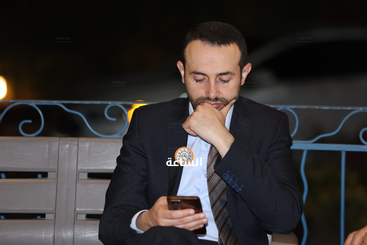 Madar Al-Saa Images 0.7934325304588196