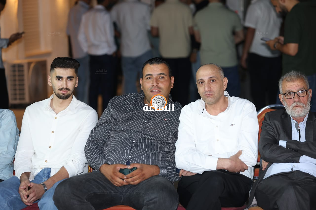 Madar Al-Saa Images 0.3953423090384224