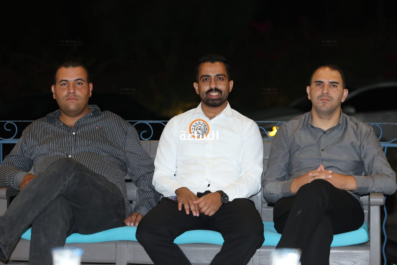 Madar Al-Saa Images 0.7704225575863812
