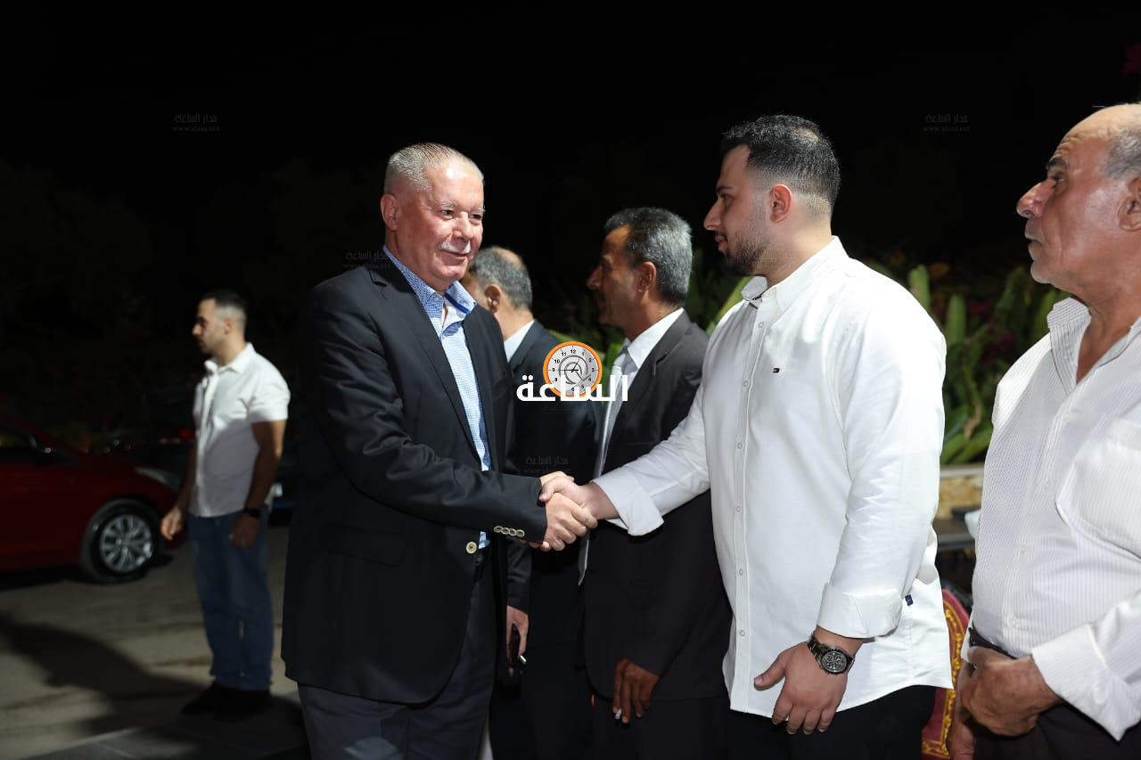 Madar Al-Saa Images 0.38549095000312883