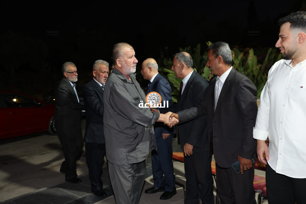 Madar Al-Saa Images 0.16946264587471416
