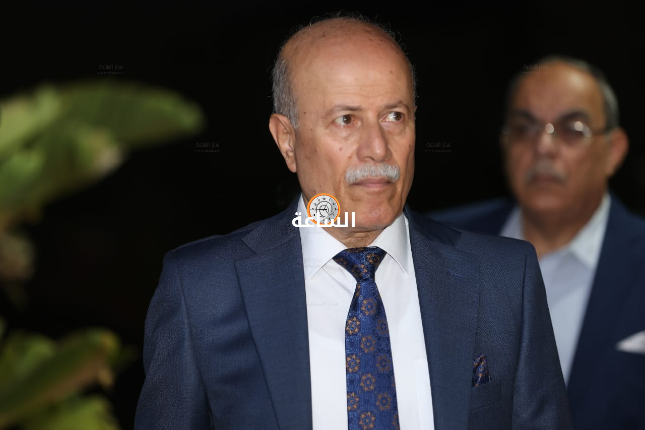 Madar Al-Saa Images 0.7090853076105297