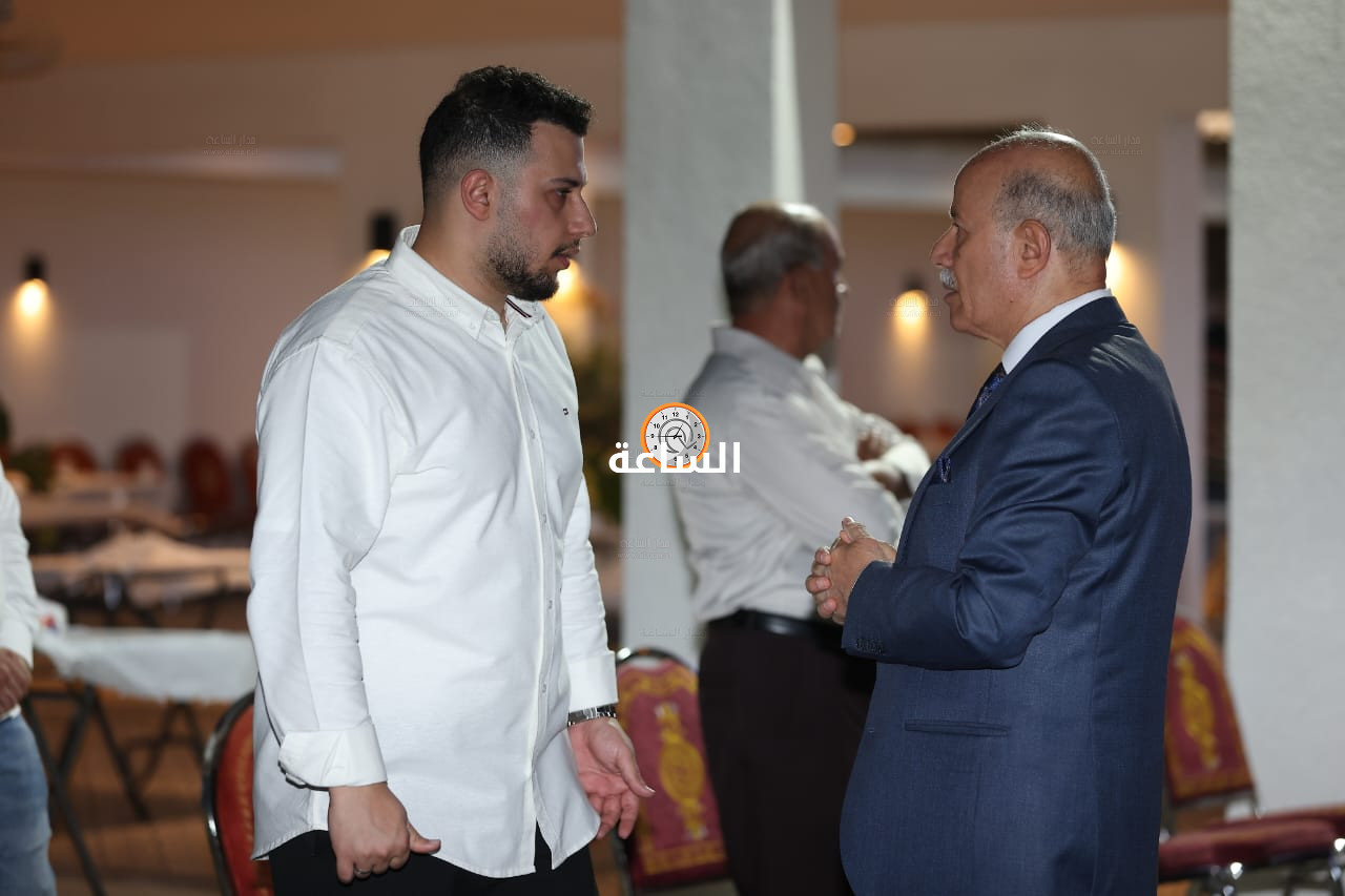 Madar Al-Saa Images 0.1929471171837237