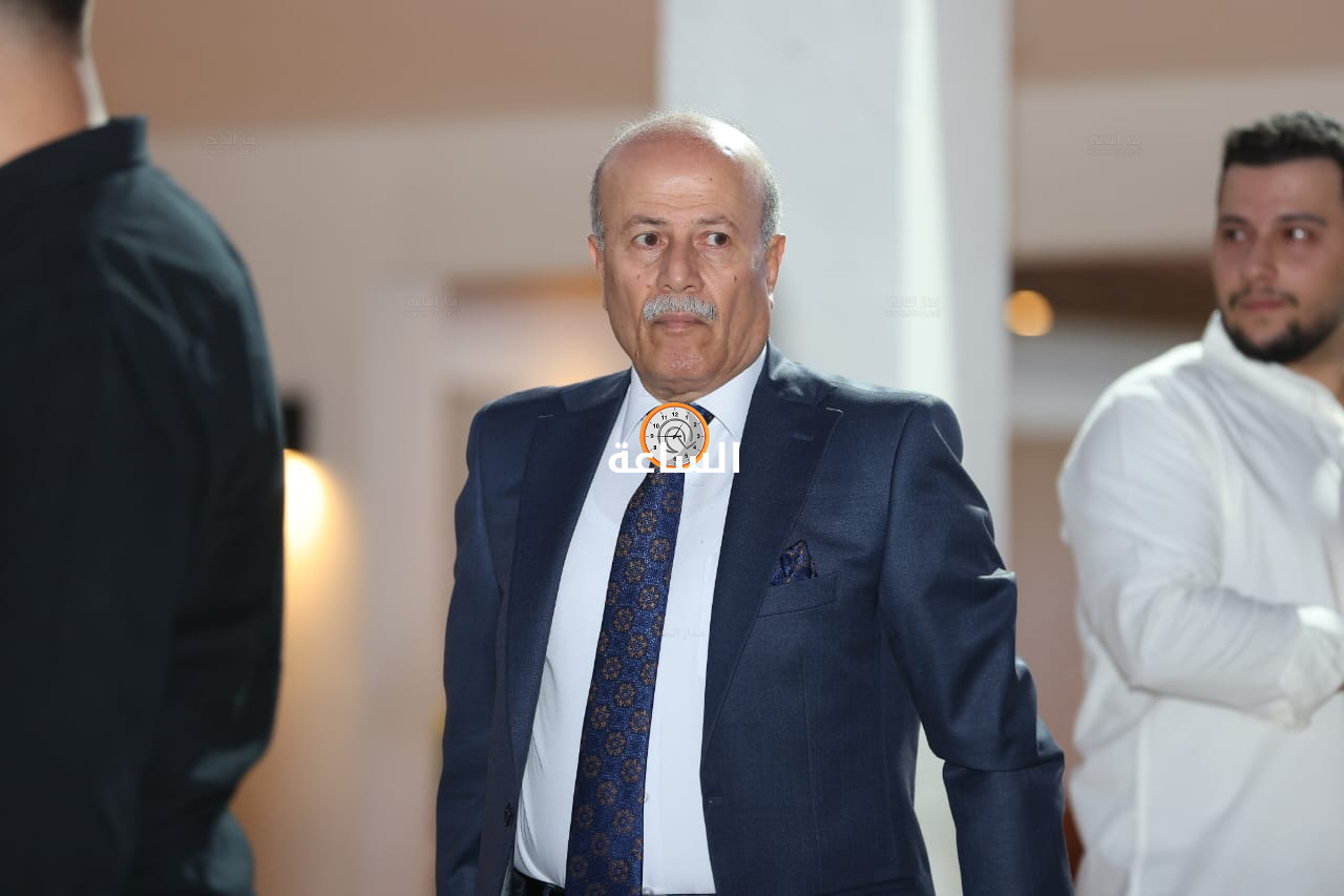 Madar Al-Saa Images 0.9148136464289467