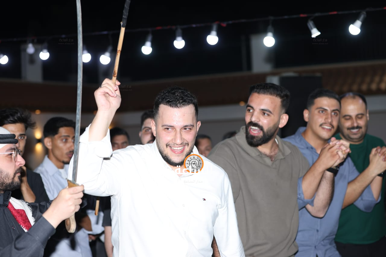Madar Al-Saa Images 0.370351000186687