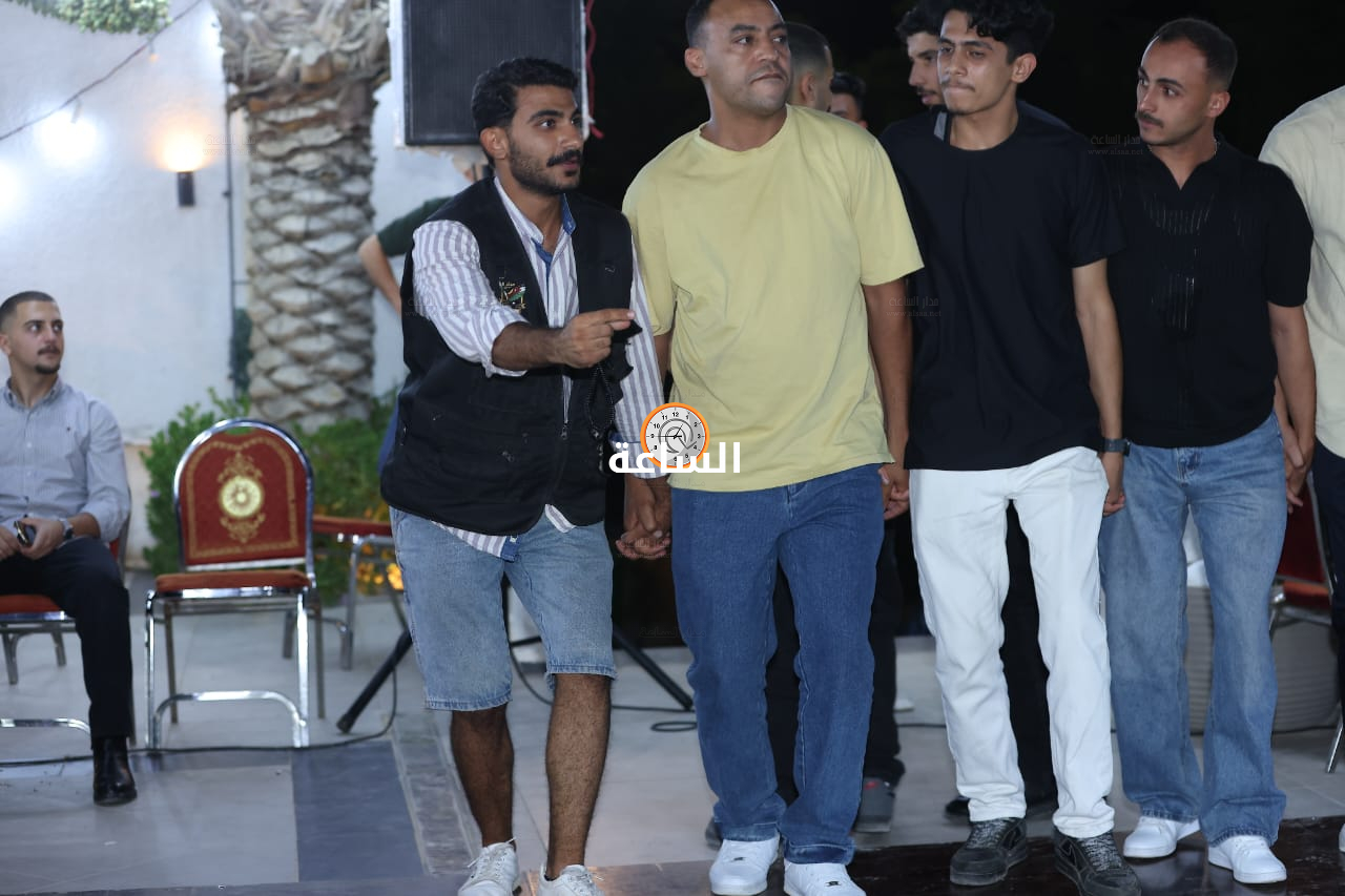 Madar Al-Saa Images 0.754168952724299