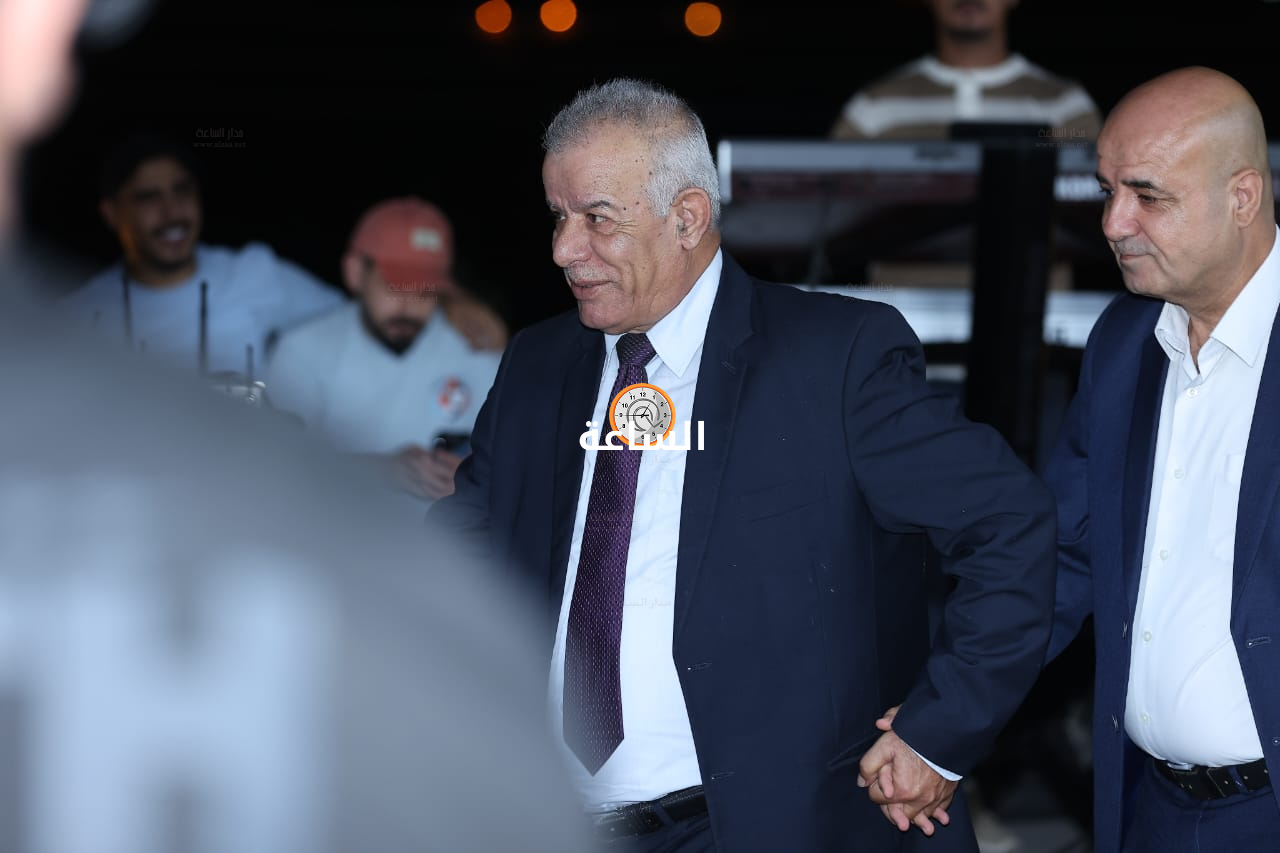 Madar Al-Saa Images 0.39340055831739706