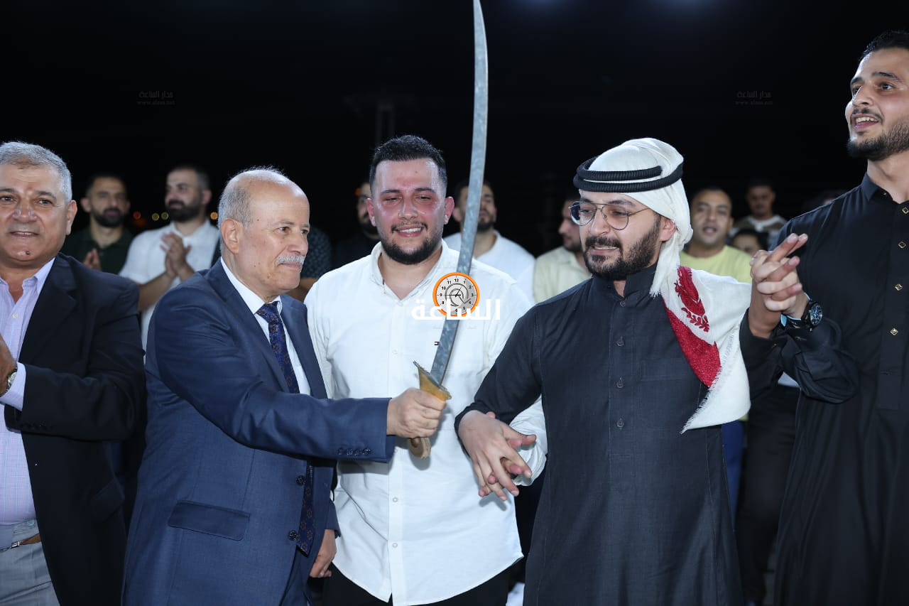 Madar Al-Saa Images 0.4918345775252213