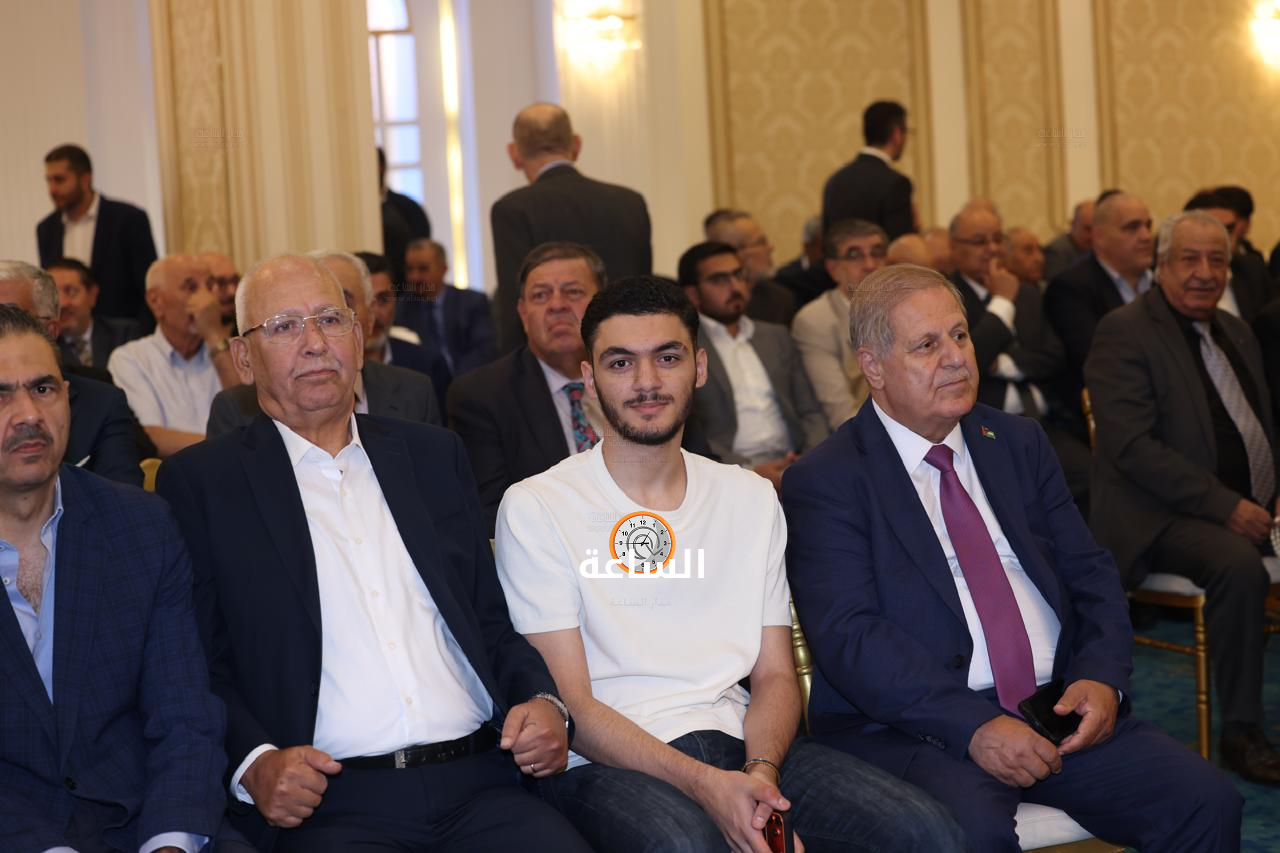 Madar Al-Saa Images 0.4127752032706624