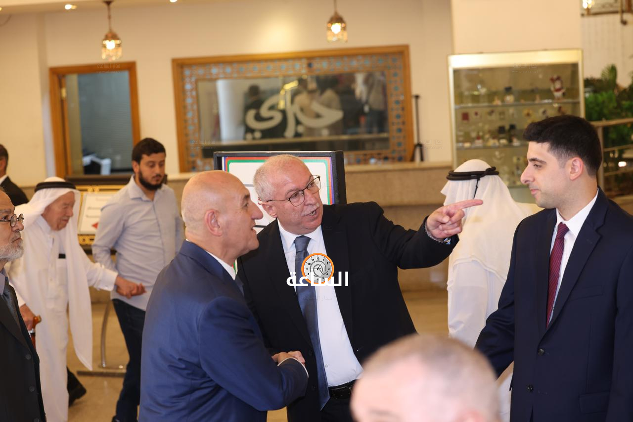 Madar Al-Saa Images 0.016089456112891254