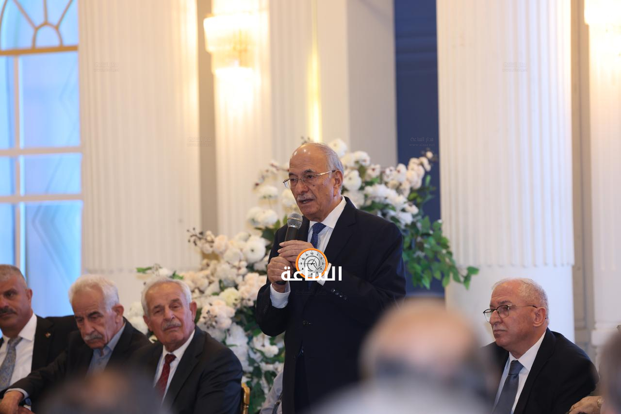 Madar Al-Saa Images 0.5131262306636153