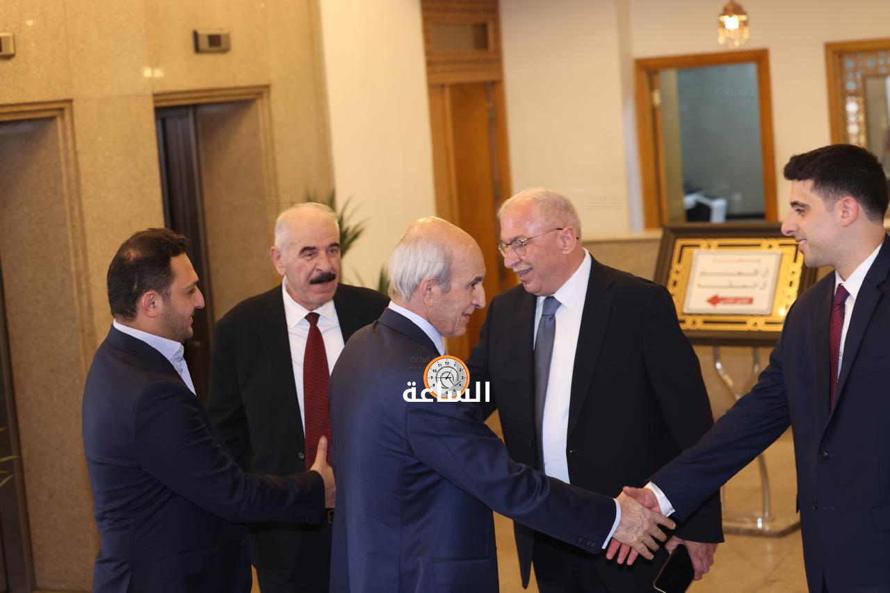 Madar Al-Saa Images 0.7413696081701698