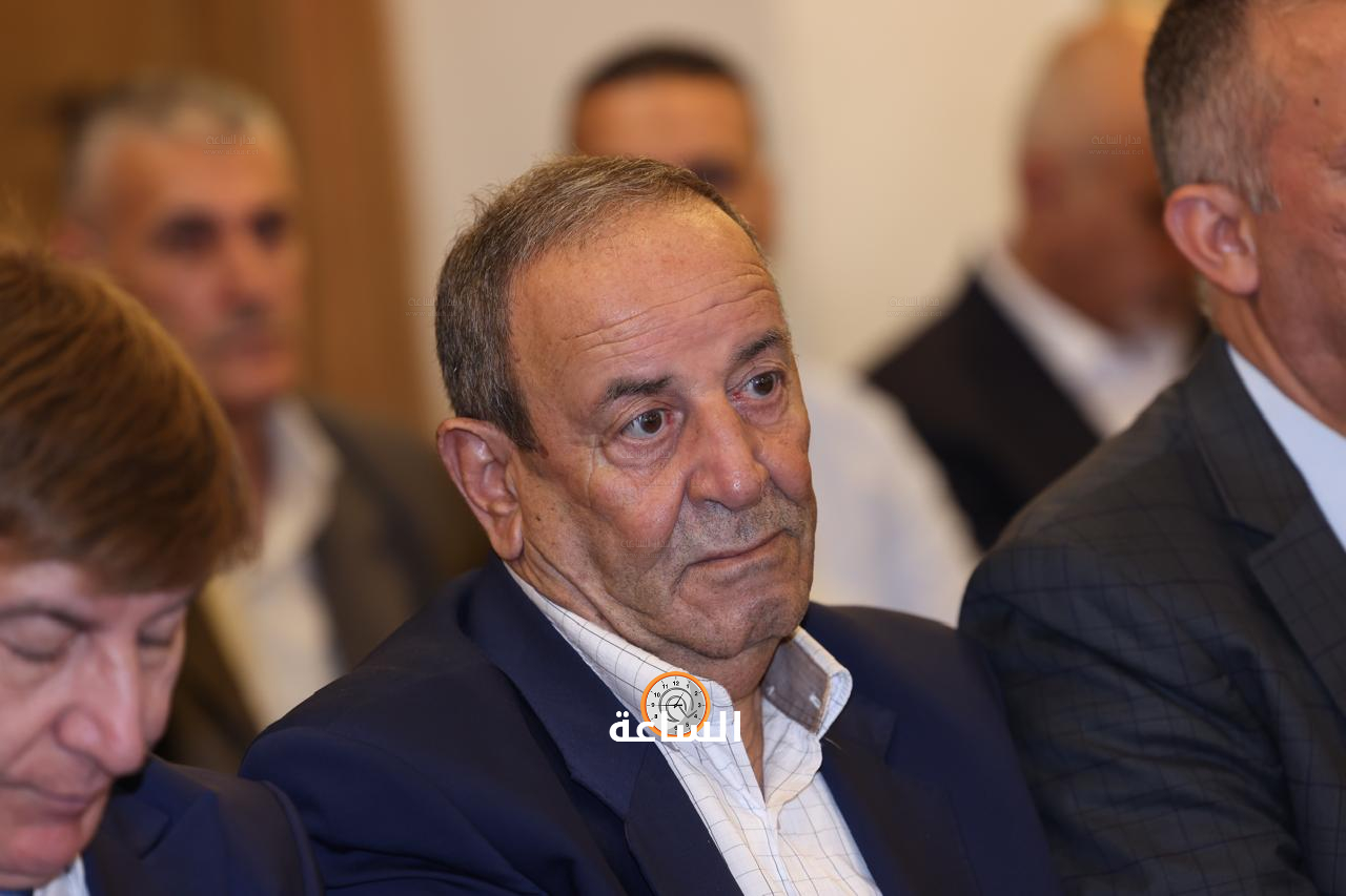 Madar Al-Saa Images 0.003678210886815969