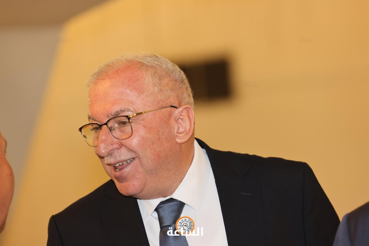 Madar Al-Saa Images 0.5417187169335878