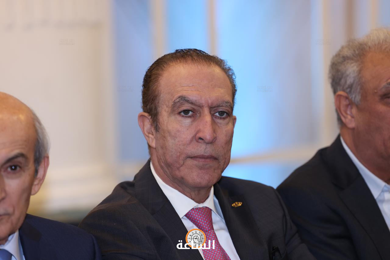 Madar Al-Saa Images 0.17564583757979213