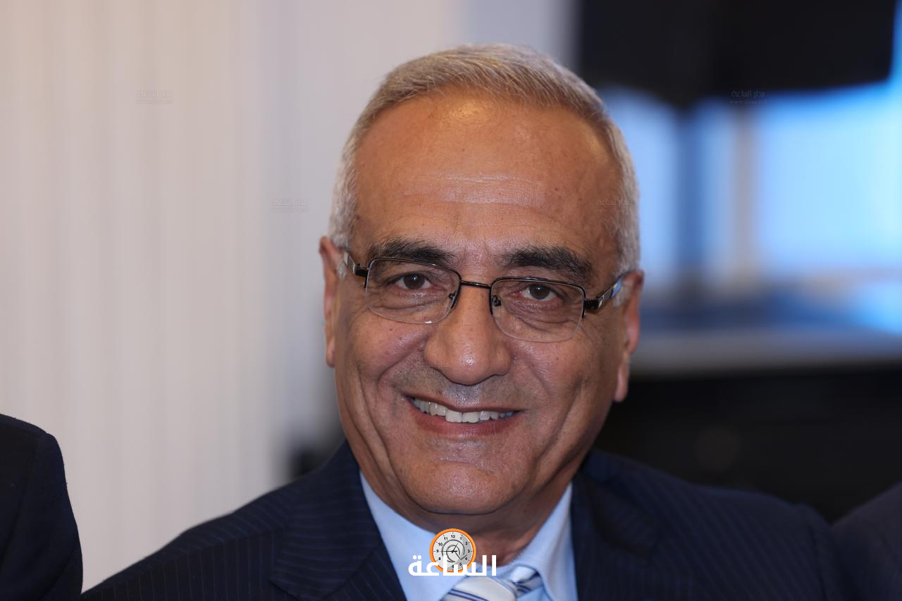 Madar Al-Saa Images 0.5822810096643484
