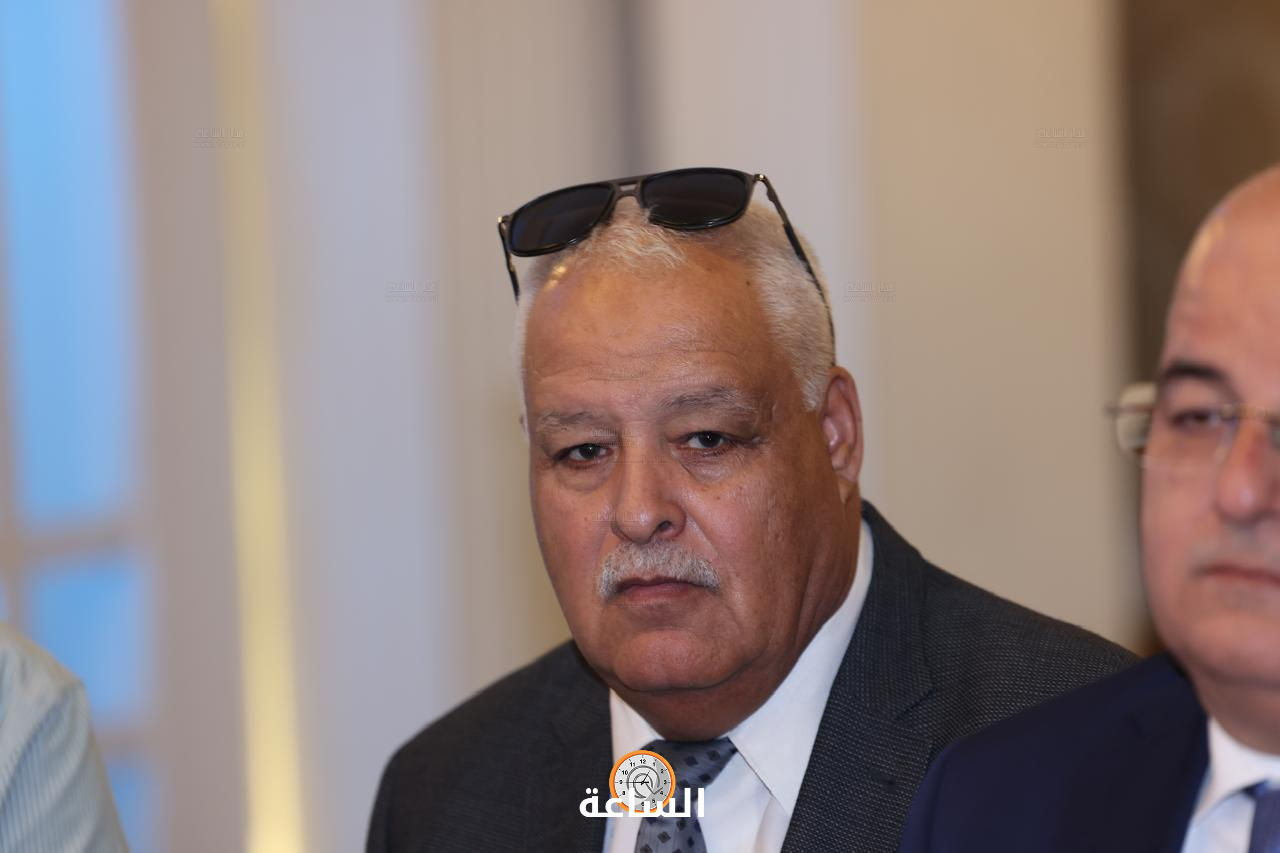 Madar Al-Saa Images 0.45207492510988234