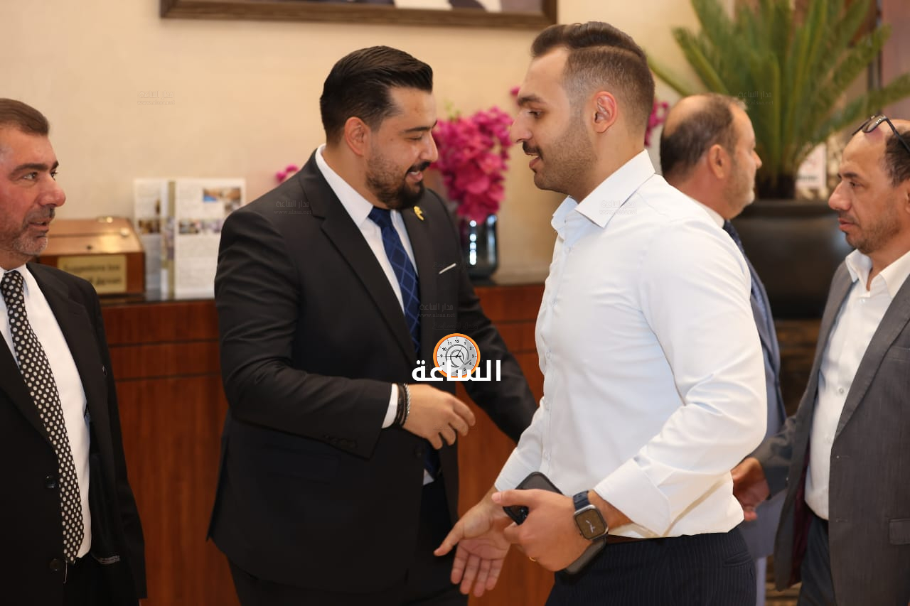 Madar Al-Saa Images 0.015801505382799452
