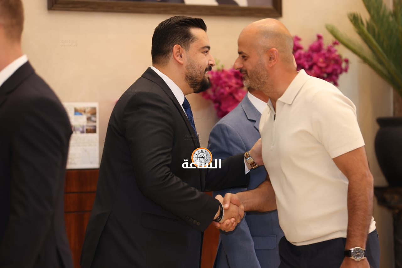 Madar Al-Saa Images 0.9543109717704605