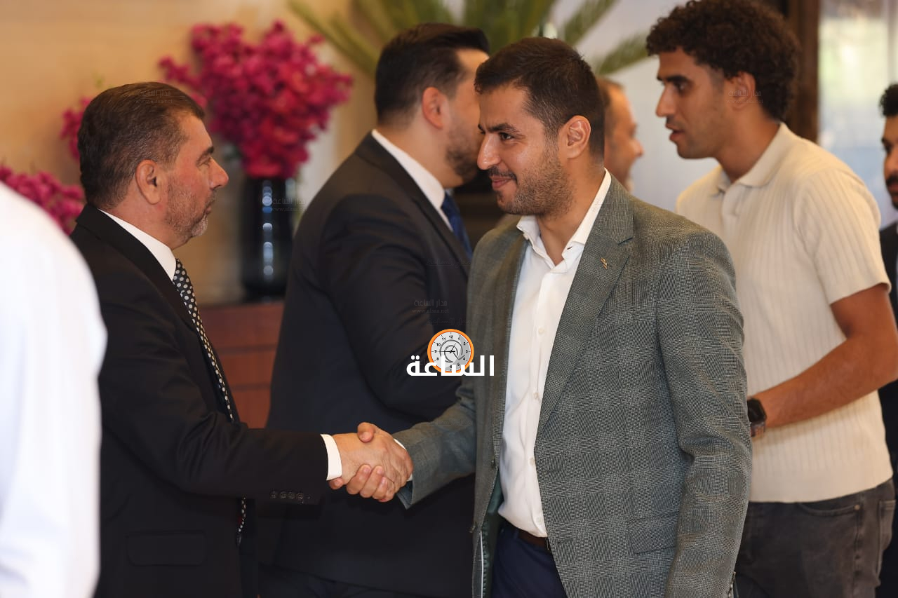 Madar Al-Saa Images 0.2146963429719465