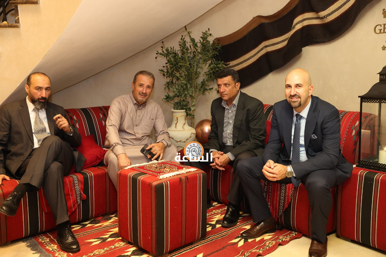 Madar Al-Saa Images 0.10798432911007416