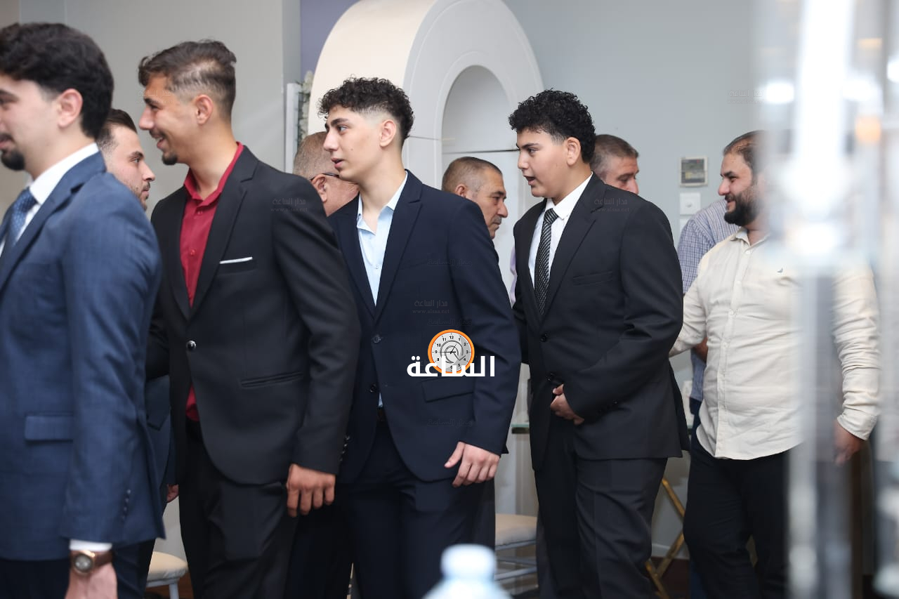 Madar Al-Saa Images 0.2524741463751059
