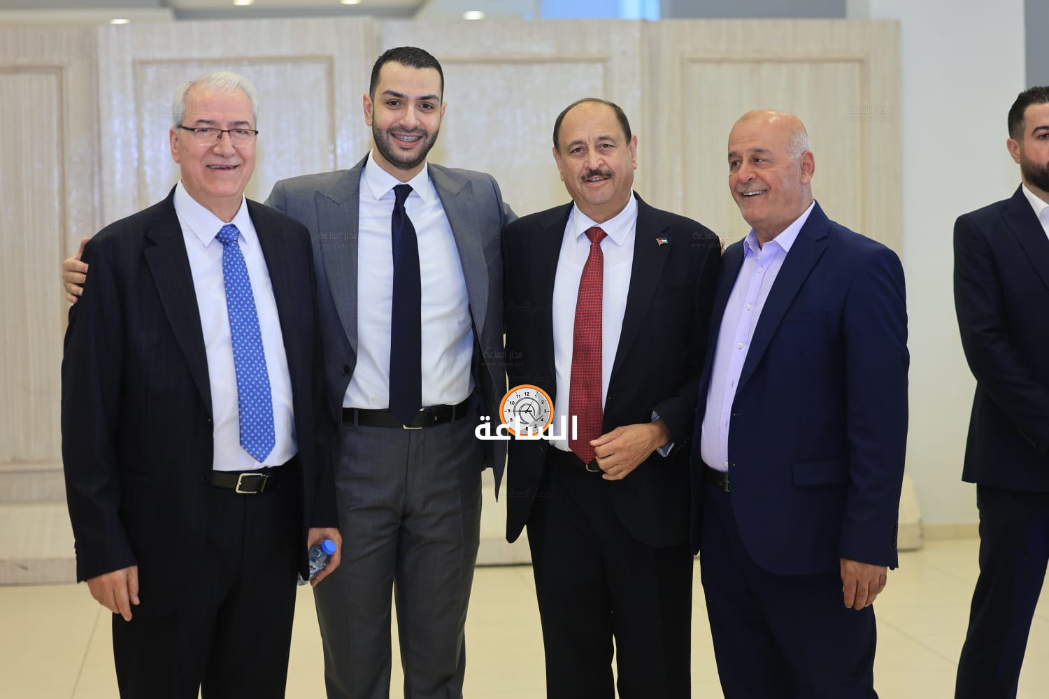 Madar Al-Saa Images 0.3693801604747714