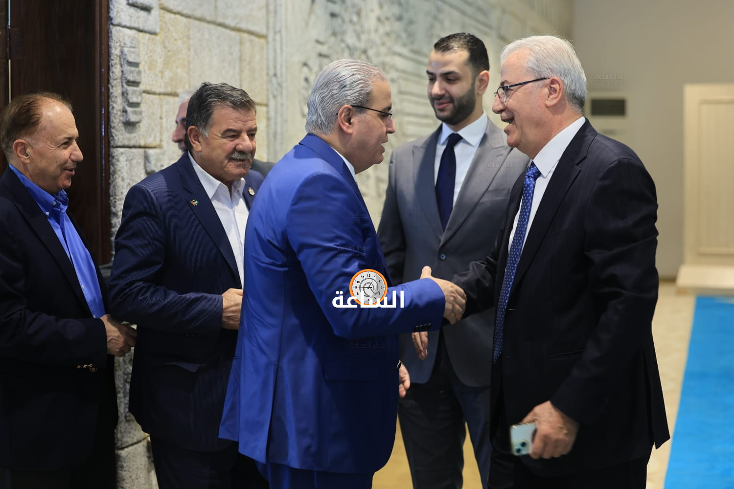 Madar Al-Saa Images 0.7981370886515478