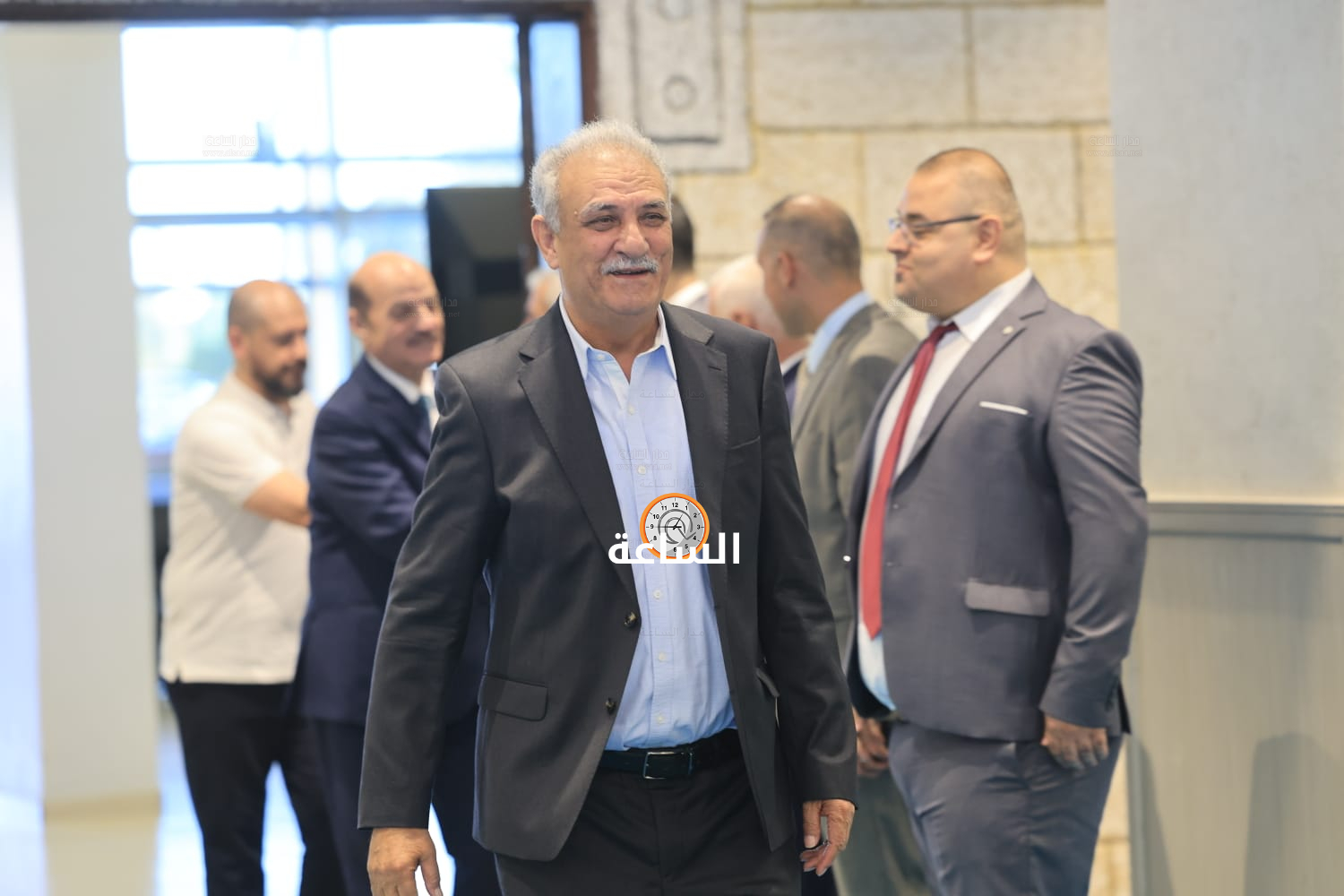Madar Al-Saa Images 0.5093141104064721