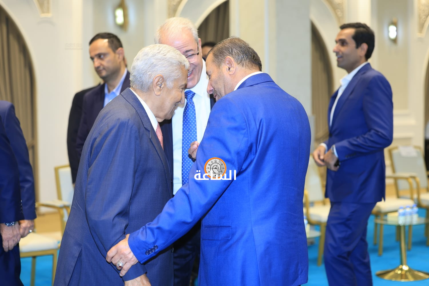 Madar Al-Saa Images 0.6712113511922984