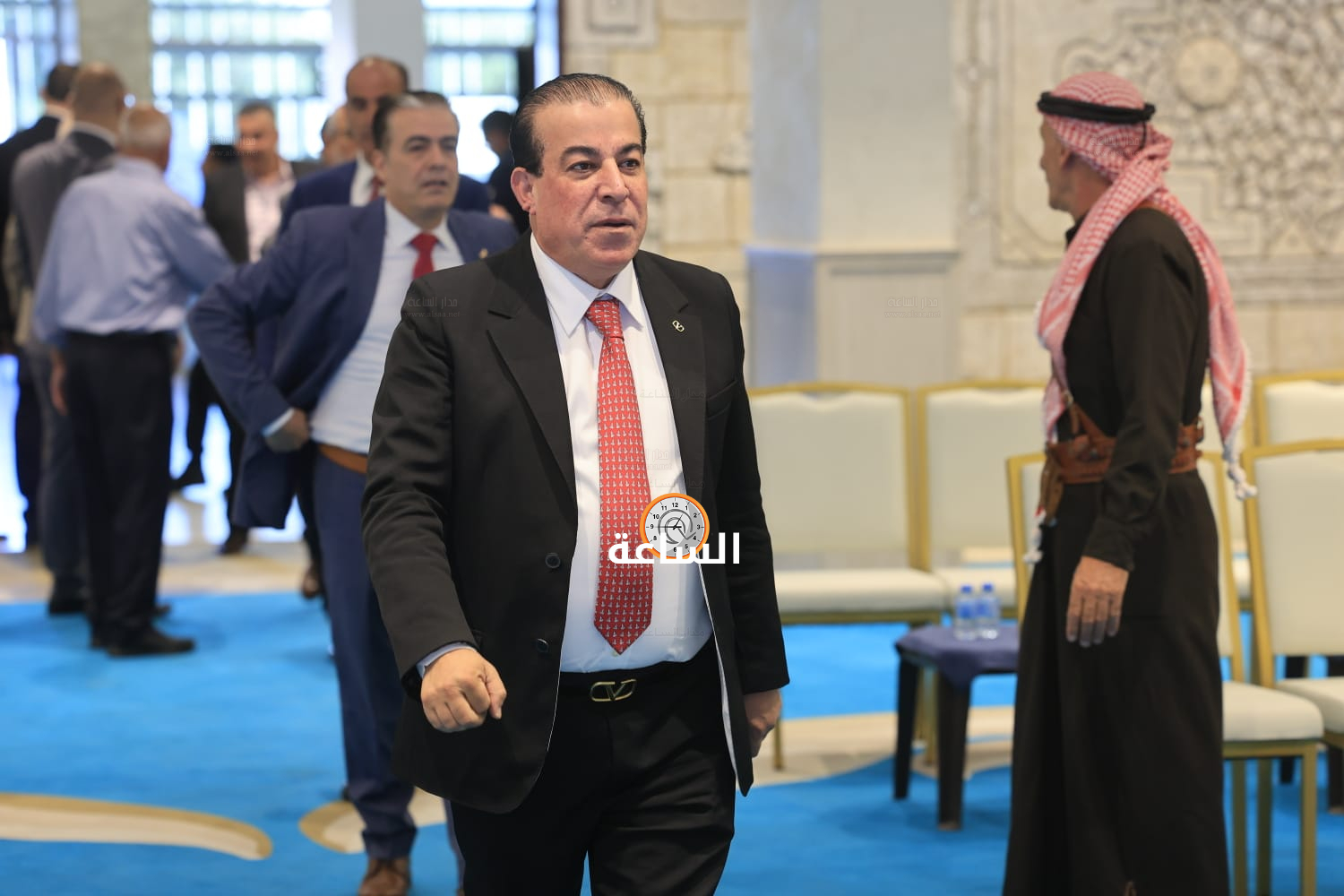 Madar Al-Saa Images 0.47852854966938085