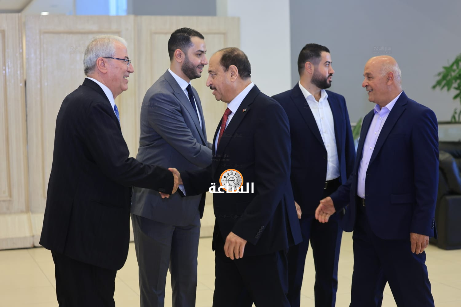 Madar Al-Saa Images 0.3931349277881464