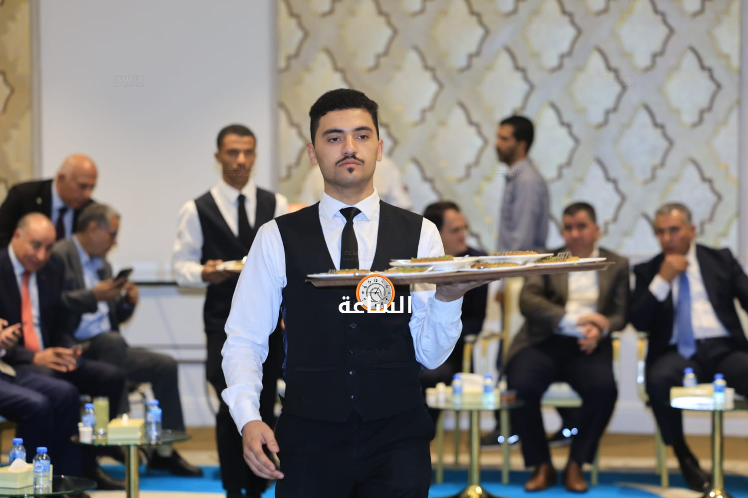 Madar Al-Saa Images 0.2854458276483639