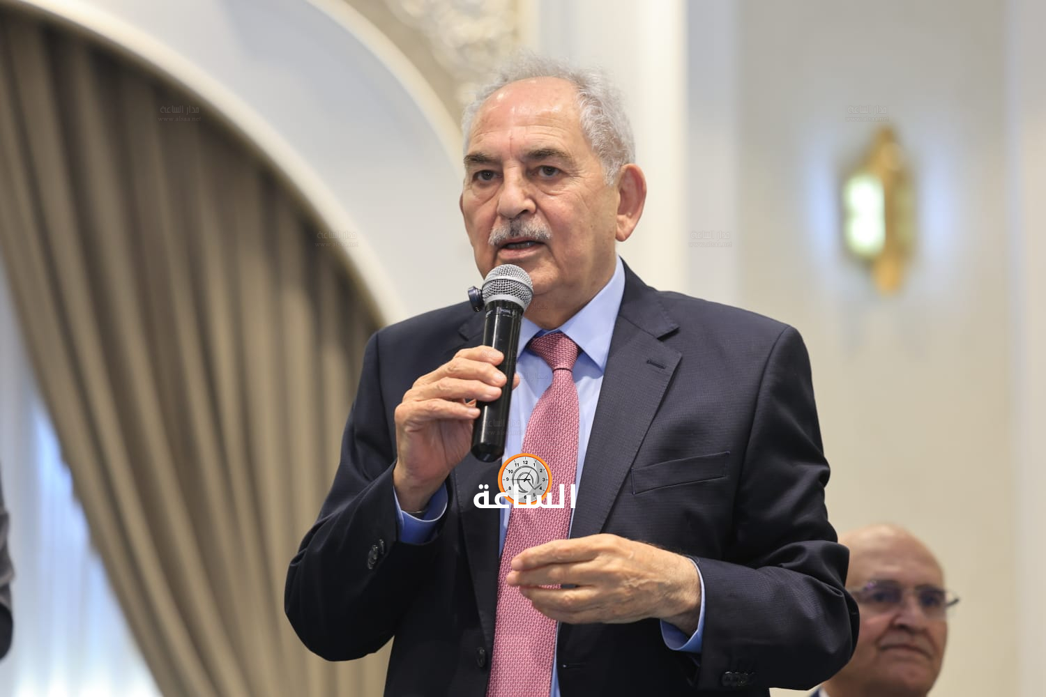 Madar Al-Saa Images 0.5581098472533867