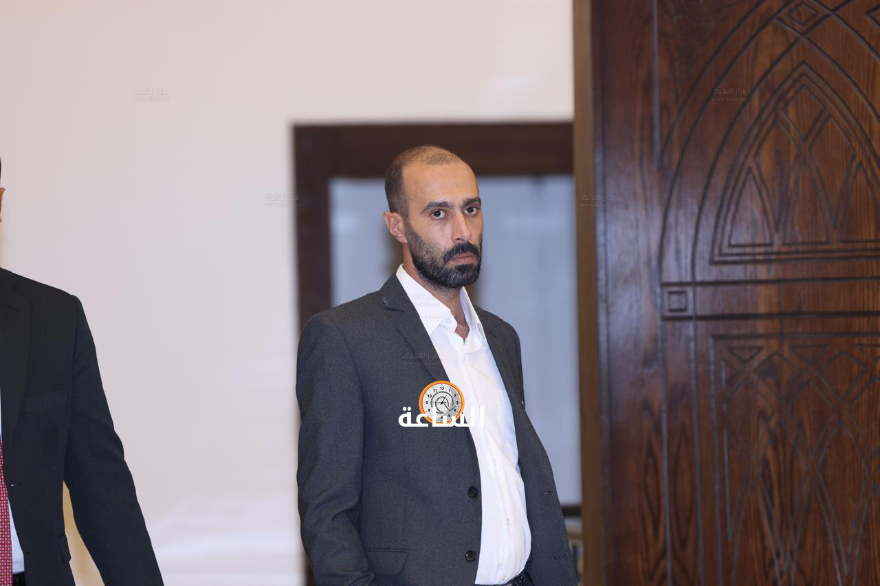 Madar Al-Saa Images 0.37533692947564723