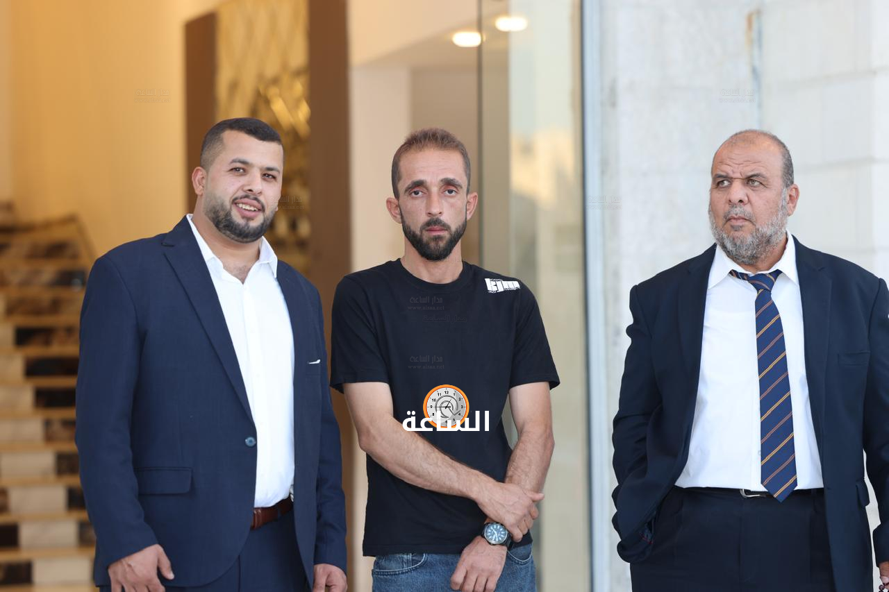 Madar Al-Saa Images 0.4221116059386044